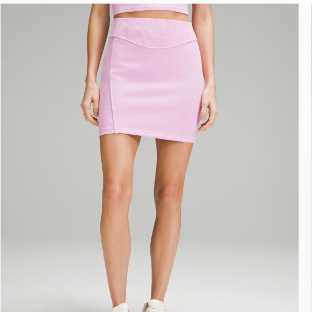NWT! Lululemon Scuba High-Rise Mini Skirt Vitapink